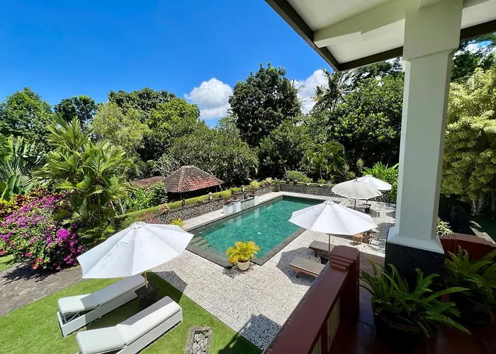 ゲストハウス Bukit Asri Seraya