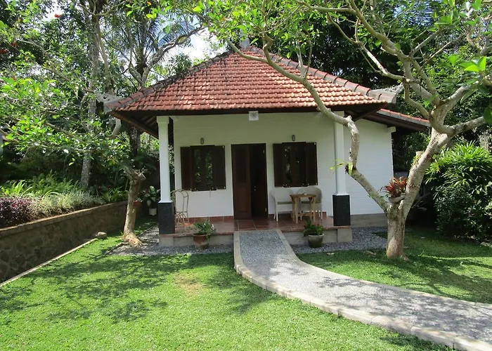 Bukit Asri ゲストハウス Seraya