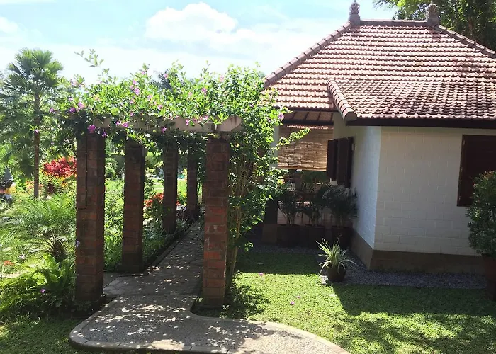 Bukit Asri 4* Seraya